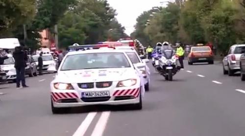 CEA MAI DIFICILĂ MISIUNE A POLIŢIŞTILOR. Poliţistul Gheorghe Ionescu e condus pe ultimul drum de colegii lui (VIDEO)