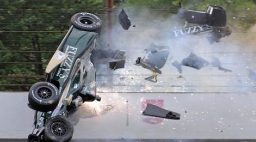 Accident teribil la IndyCar. Pilotul britanic Justin Wilson a murit în urma unei lovituri la cap (VIDEO)