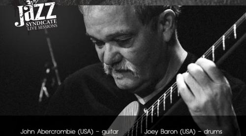 Marele chitarist John Abercrombie vine la Bucureşti. Concertul va fi la Sala Radio