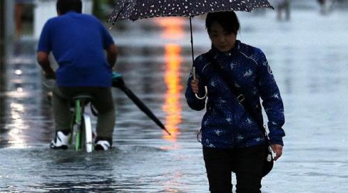 VIDEO: Imagini dramatice din Japonia, lovită de inundaţii. Sute de tone de apă contaminată au ajuns în ocean