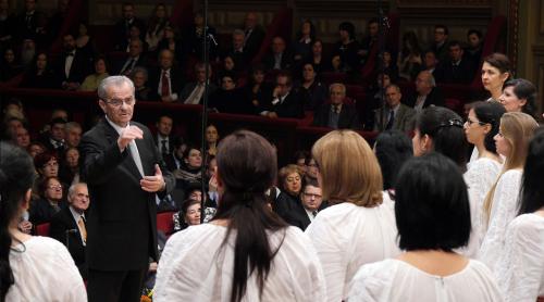 Mâine, la Ateneul Român, are loc concertul Corului Preludiu, dirijor Voicu Enăchescu