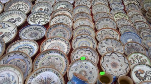 Covoarele de Cisnădie și ceramica de Horezu ar putea fi protejate de CE 