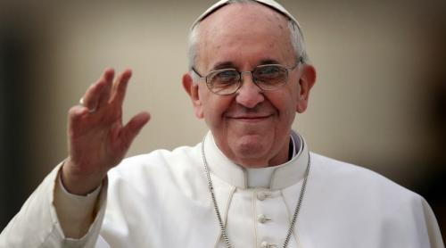 Papa Francisc: Omenirea trebuie să înceteze să se mai închine banului