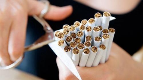 Legea care interzice complet fumatul în spaţiile publice închise, adoptată de Camera Deputaților