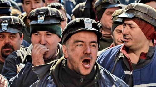 Minerii din Valea Jiului se pregătesc de grevă generală