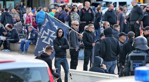 Atacuri xenofobe la Koln, Dresda și Duisburg. Germanii nu-și mai pot ține supărarea în frâu