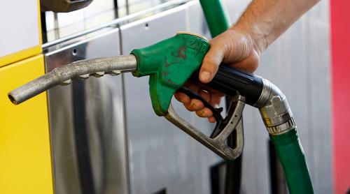 Aproape PATRU MILIOANE DE EURO amendă pentru trei companii care vând benzină și motorină