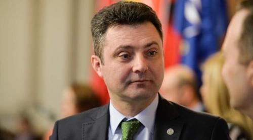 Scandalul Coloanelor cu girofar: Procurorul General Niţu, la un pas de demitere
