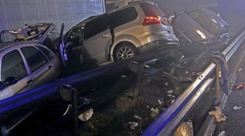 UPDATE. Autocar românesc implicat în cel mai grav accident din istoria Sloveniei: un român decedat, altul rănit