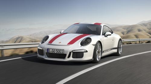 Noul Porsche 911 R. Suta în 3.8 secunde