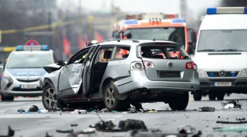 O maşină a explodat în centrul Berlinului
