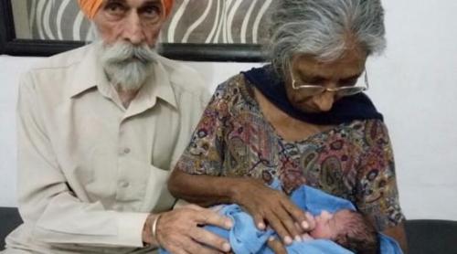  O Adriana Iliescu în India: Femeia a născut primul ei copil la... 70 de ani
