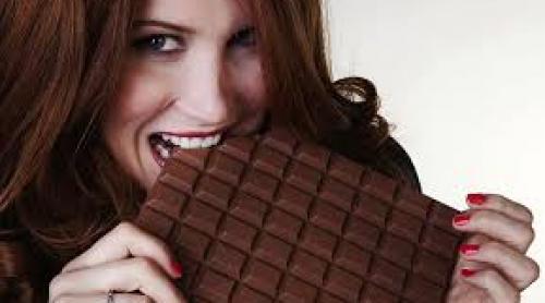 Studiu: Ciocolata te face mai inteligent
