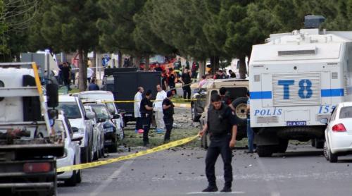 Atentat cu maşină capcană în Turcia! Trei membri ai forțelor de securitate, uciși în atac