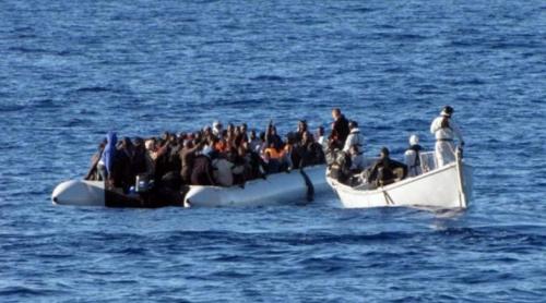 O nouă tragedie cu imigranţi din Africa. Zeci de morți, descoperiți într-o barcă, în Marea Mediterană (VIDEO)
