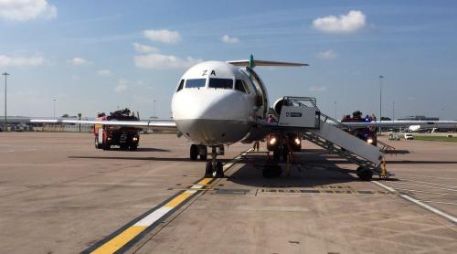 Personalul echipei Man City evacuat din avionul de Bucureşti