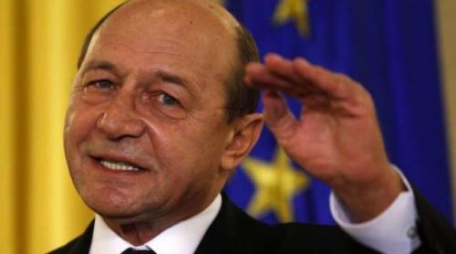 Băsescu: Ceva miroase urât în scandalul Hexi Pharma