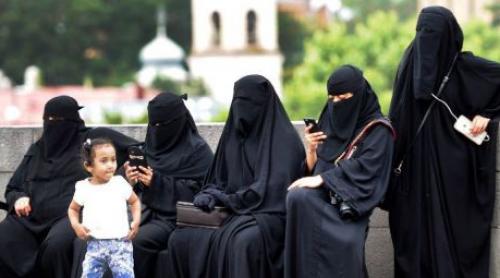 Bulgaria interzice purtarea vălului islamic în locurile publice