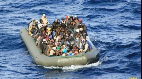 Peste 5.600 de migranți salvați într-o zi în Marea Mediterană