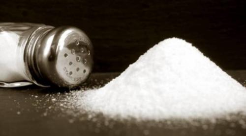 Cum ajută reducerea consumului de sare la un somn liniștit!