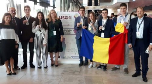 Două medalii de aur şi patru medalii de argint, obţinute de elevii români la Olimpiada Internaţională de Ştiinţe pentru Juniori 2019