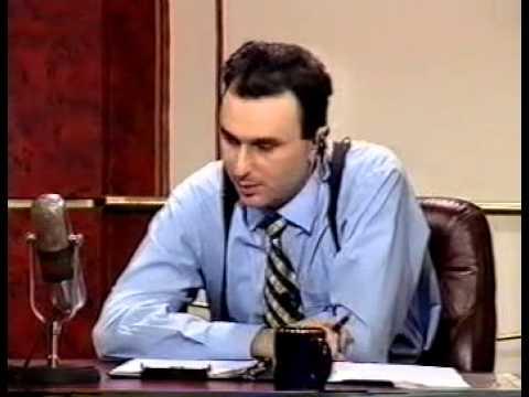 15.10.1998 - O femeie si-a dat foc in fata Primariei Pitești