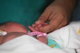 La Botosani, o femeie a nascut un copil de 5.145 de grame
