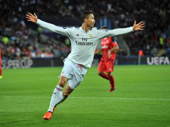 Poate ești curios! Pe ce isi cheltuie Ronaldo banii? Poate ești curios! Pe ce isi cheltuie Ronaldo banii?