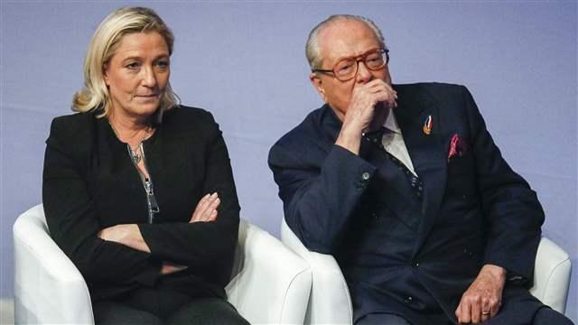 Liderul istoric al extremei-drepte franceze, suspendat din partid de fiica sa. “Mi-e jenă că purtăm acelaşi nume”