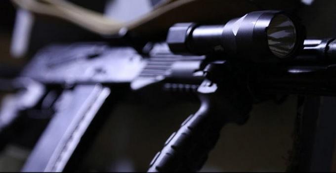 Rusia lansează de Ziua Victoriei noua AK-74M Rusia lansează de Ziua Victoriei noua AK-74M