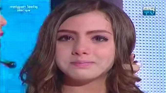 Fără creier, fără inimă! O fată de 13 ani, BĂTAIA DE JOC a unei televiziuni (VIDEO) Fără creier, fără inimă! O fată de 13 ani, BĂTAIA DE JOC a unei televiziuni (VIDEO)