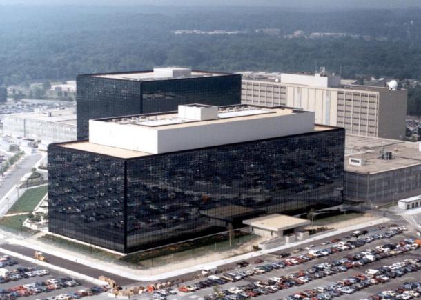 Cum a încercat NSA să folosească “app store” de la Google pentru a colecta masiv date
