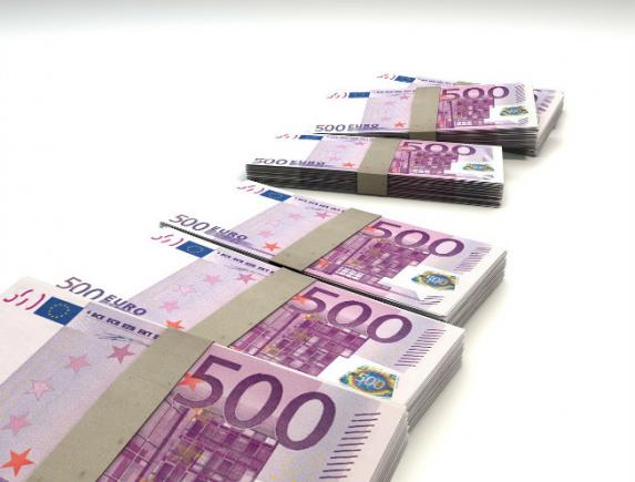 Presa austriacă: În România o sută de euro valorează în realitate 183