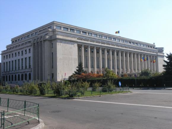 Miting în Piața Victoriei: 3.000 de angajați în administrație sunt așteptați Miting în Piața Victoriei: 3.000 de angajați în administrație sunt așteptați