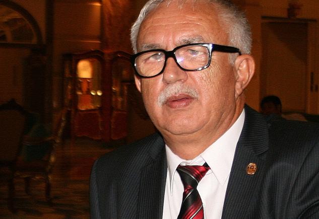 Senatorii îl reclamă pe şeful CCR la Consiliul Anti-discriminare Senatorii îl reclamă pe şeful CCR la Consiliul Anti-discriminare
