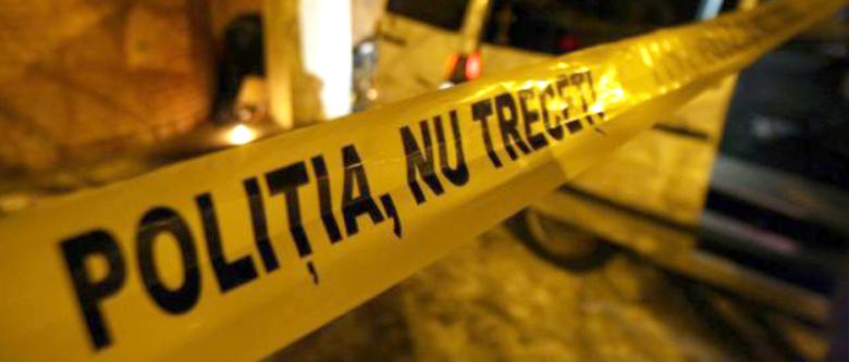 Un fost cadru militar a fost găsit mort în propria locuinţă. Bărbatul s-ar fi împuşcat Un fost cadru militar a fost găsit mort în propria locuinţă. Bărbatul s-ar fi împuşcat
