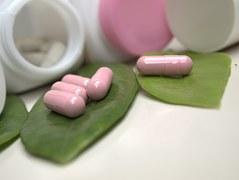 Pilula roz, un fel de viagra feminină, menţine pofta de sex a femeilor la menopauză