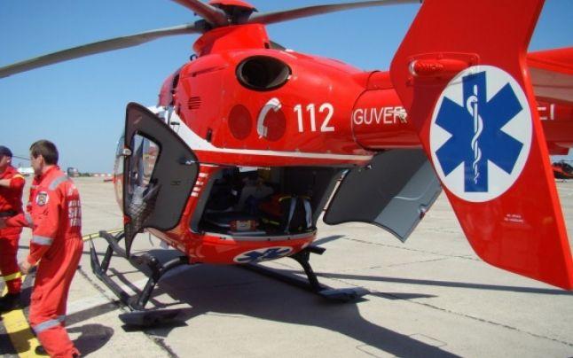 Copiii care au suferit arsuri grave în incendiul din Maramureş, aduşi cu elicopterul la spitalul „Grigore Alexandrescu“