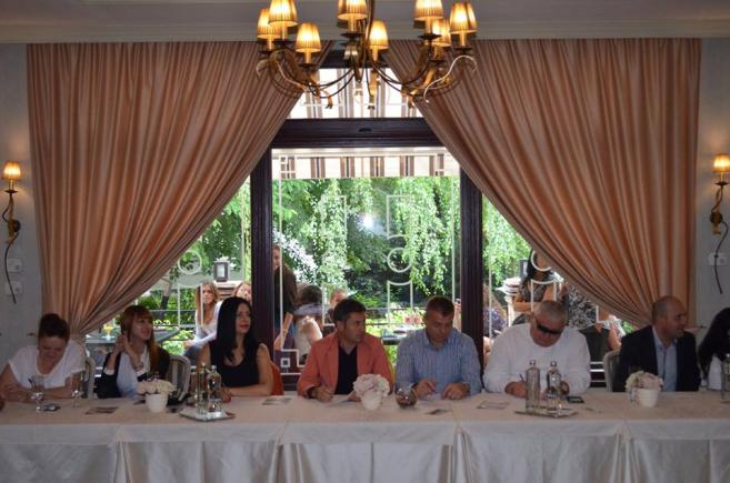Fostul ministru de Interne, Traian Igaș, s-a băgat la Miss Arad Fostul ministru de Interne, Traian Igaș, s-a băgat la Miss Arad