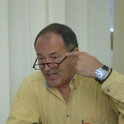 Sorin Roşca Stănescu, PRIMELE DECLARAŢII, după eliberare:„Acolo unde vedeţi sârma aia ghimpată, există răufăcători, dar şi un număr alarmant de mare de oameni nevinovaţi“ Sorin Roşca Stănescu, PRIMELE DECLARAŢII, după eliberare:„Acolo unde vedeţi sârma aia ghimpată, există răufăcători, dar şi un număr alarmant de mare de oameni nevinovaţi“