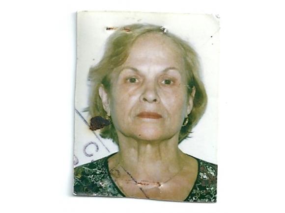 Poliţia cere, din nou, ajutorul cetăţenilor: o femeie care se deplasează în baston, dispărută. Dacă o vedeţi, sunaţi la 112! Poliţia cere, din nou, ajutorul cetăţenilor: o femeie care se deplasează în baston, dispărută. Dacă o vedeţi, sunaţi la 112!