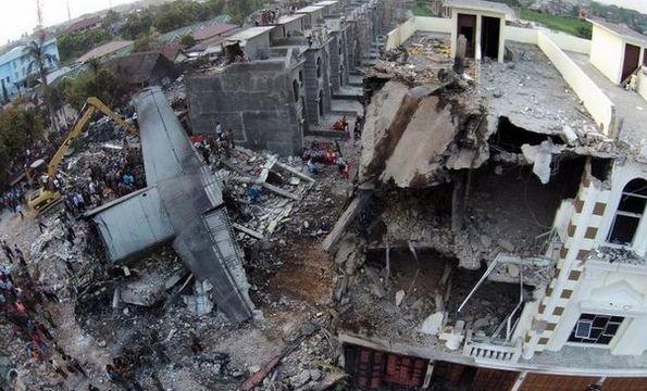 Tragedie aviatică în Indonezia: Bilanțul crește la 141 de morți