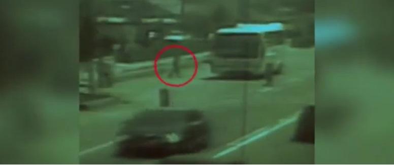 Accident TERIBIL la Constanța. Un bătrân a murit după ce microbuzul în care încerca să se urce l-a călcat pe cap (VIDEO)