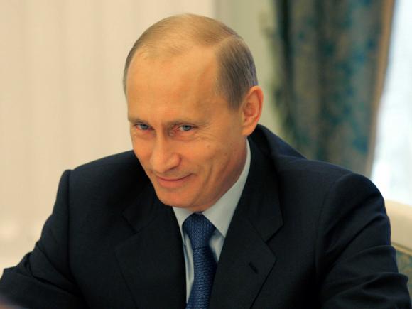 Putin începe războiul cu Visa și MasterCard: Rusia va avea propriile carduri bancare!
