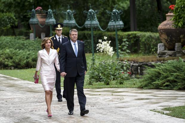 Klaus Iohannis şi Prima Doamnă, vizită oficială în Spania. Cu cine se va întâlni preşedintele României pe meleaguri spaniole 