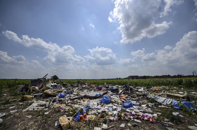 Tragedia zborului MH17. Raportul de anchetă acuză separatiştii proruşi