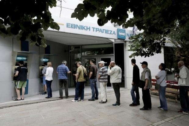UNA CALDĂ ŞI UNA RECE pentru eleni: Băncile din Grecia redeschise în această dimineaţă! Încep însă SCUMPIRILE 