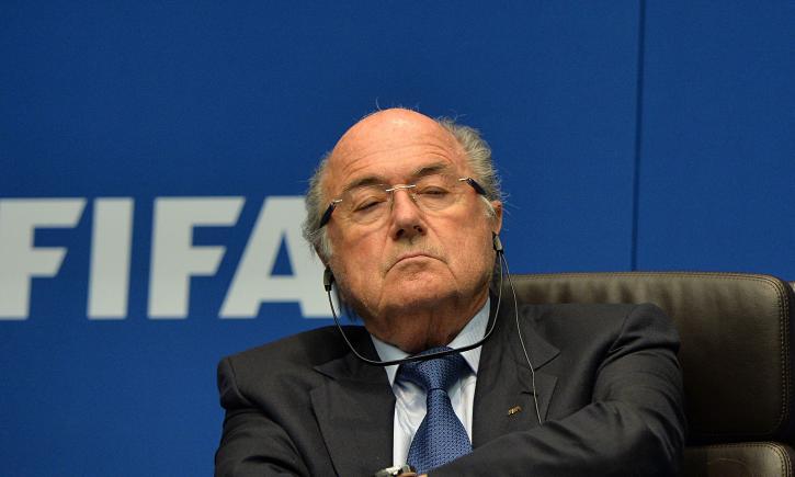 Blatter nu mai candidează la şefia FIFA. Se face ziarist