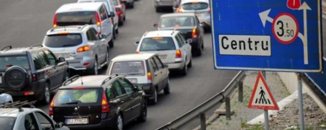 ULTIMA ORĂ. Cum se circulă pe drumurile din țară și unde sunt impuse restricții de trafic ULTIMA ORĂ. Cum se circulă pe drumurile din țară și unde sunt impuse restricții de trafic
