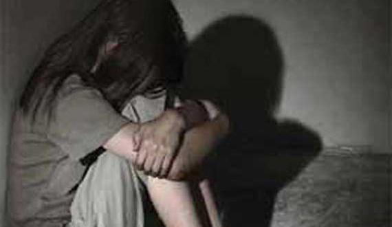 Un bărbat de 67 de ani din Iaşi a violat două fetiţe de 5 şi 6 ani. Acesta a filmat totul 